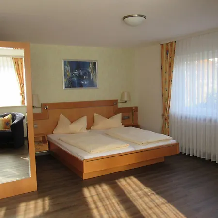 Pensión Gaestehaus Woerner 3*